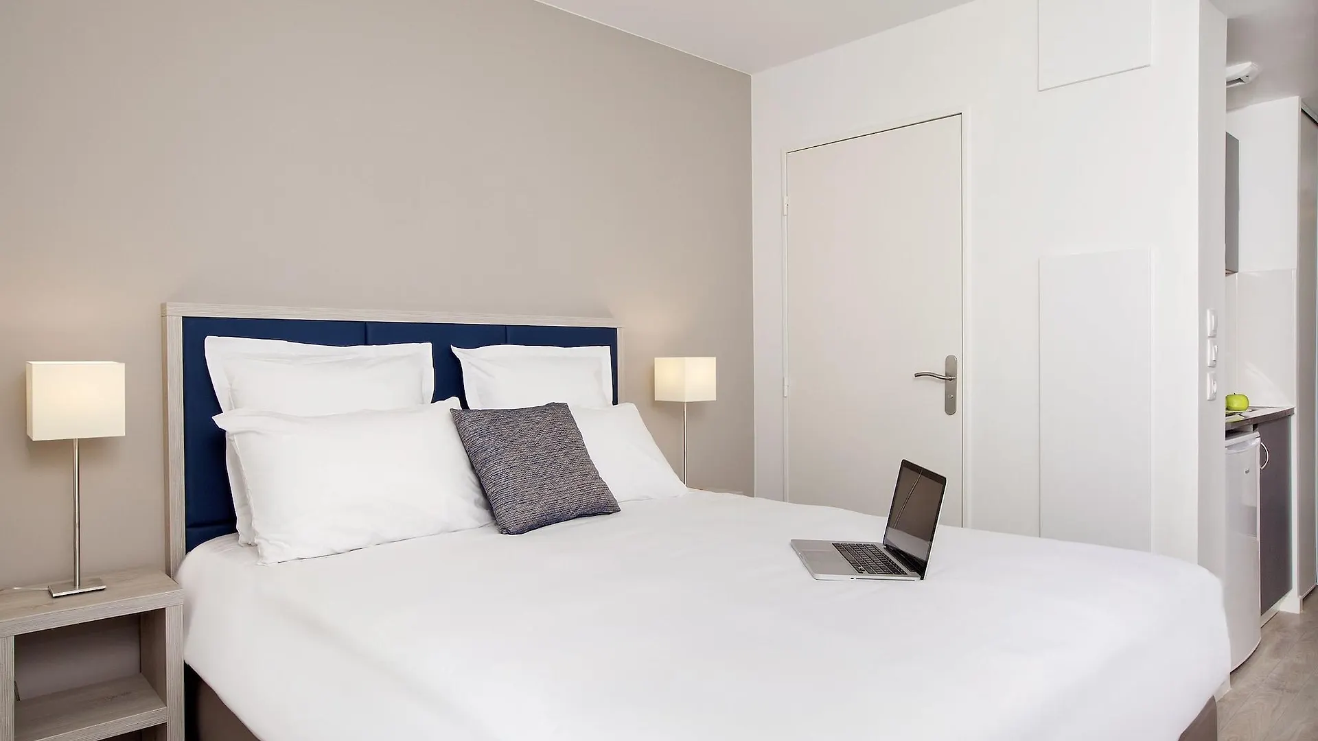 Aparthotel Sejours & Affaires Paris-davout 3*