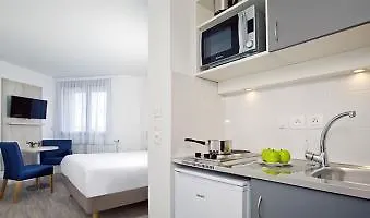 Sejours & Affaires Paris-davout 3* Paříž