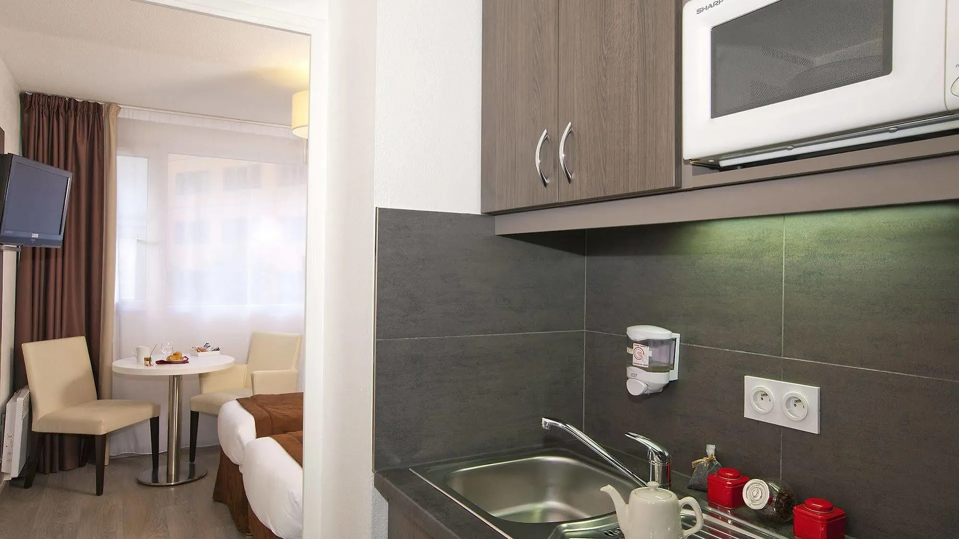 Sejours & Affaires Paris-davout Aparthotel 3*